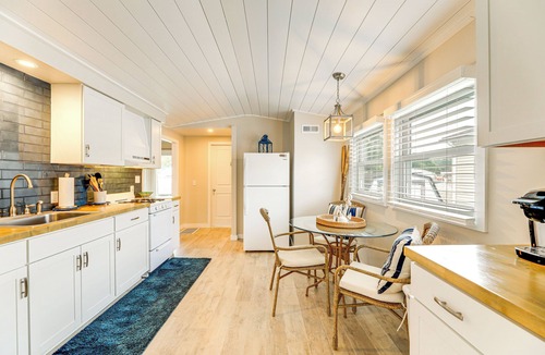 Ocean Pines House | Relaxing Family Getaway, Quiet Area Mins from OC