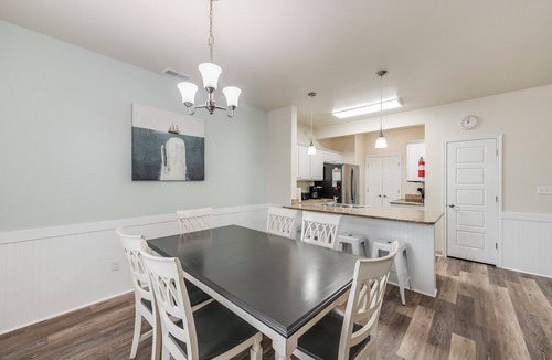 Corpus Christi House | Remodeled Coastal Retreat | Heated Pool, Private Patio & King Beds