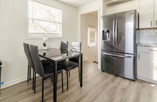 Rochester House | Remodeled single-family house, 1 mile away from Rochester Airport