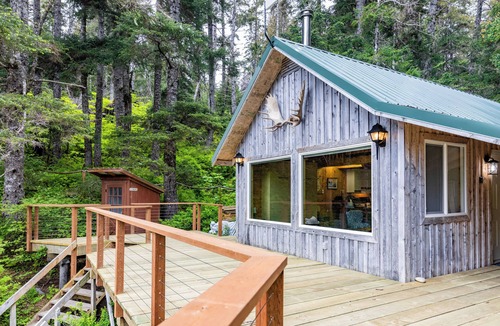 Homer Cabin | Remote Alaska living experience, private cabin.