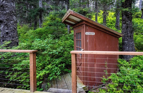 Homer Cabin | Remote Alaska living experience, private cabin.