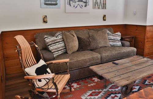 North Creek Resort | Rent your own private Resort! Walk to the slopes at Gore Mountain!