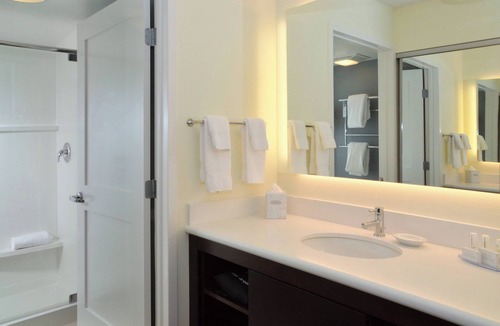 Fairlawn Hotel | Residence Inn by Marriott Akron Fairlawn