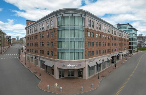 East Bayside Hotel | Residence Inn by Marriott Portland Downtown Waterfront