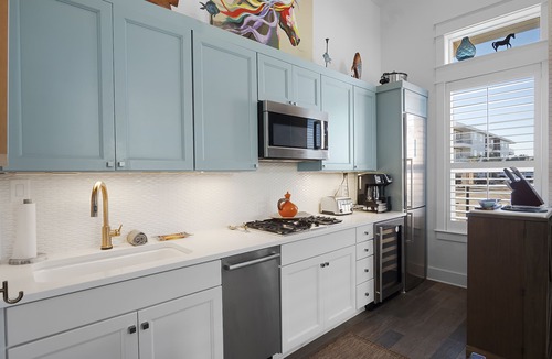 Port Aransas Cabin | Resort Pools, Golf Cart Boardwalk to Beach