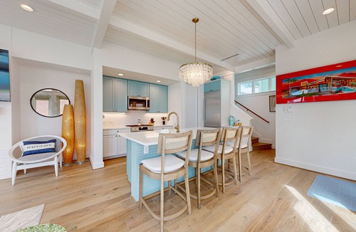Port Aransas Cabin | Resort Pools, Golf Cart Boardwalk to the Beach