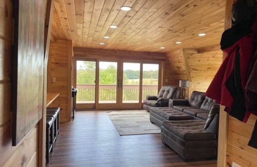 Clymer House | Retreat on Pekin Hill, House