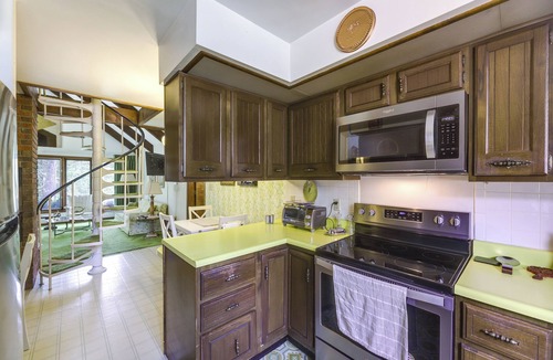Xenia House | Retro Ohio Home on 1-Acre Property