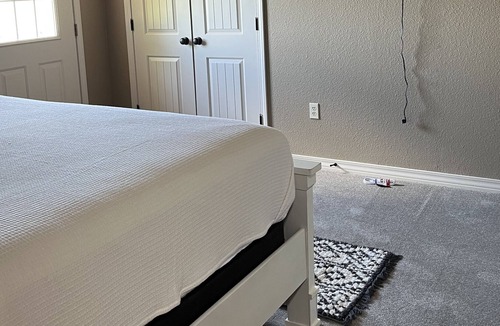 Cecil Apartment | River Chase "Bob's Place"