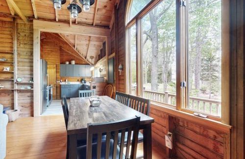 South Bristol House | River view home w/lovely deck, views & fireplace