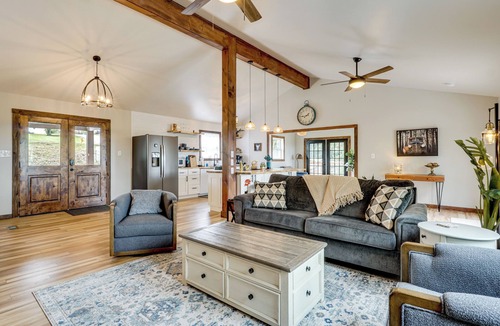 Loudon House | River View Retreat Near Watts Bar Lake
