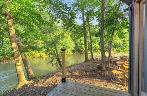 Greenville Cabin | Riverfront Camping Pod, W/Bath House, Close to DT