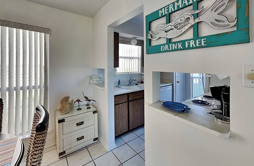 Sailhouse Condo | Rockport Racquet and Yacht Club by Miss Kitty’s