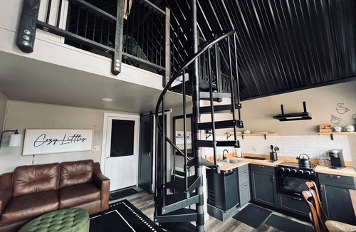 Chandlersville Cabin | Romantic A-Frame Cabin on 11 acres, Fire Pit, Near The Wilds & Other Adventures