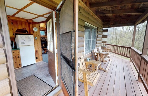 Sabinsville Cabin | Rough Cut Lodge - Oak Cabin
