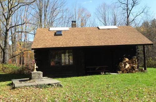 Richford Cabin | Round Top Retreat, Rustic Cabin