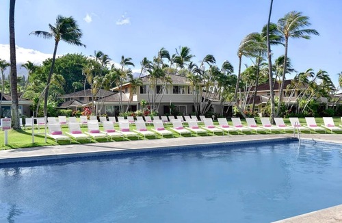 Lahaina Hotel | Royal Lahaina Resort, Royal Bungalow Oceanfront Doubles, Outdoor Pool