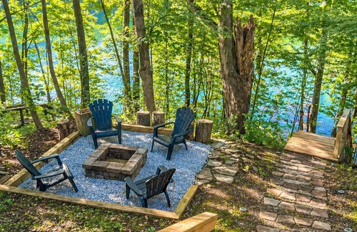 Rushford Lake Cottage | Rushford Ridge Lakehouse