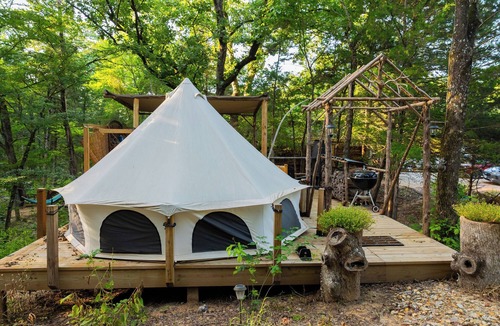 Honey Grove Apartment | Rustic Tent with shared Full Bath