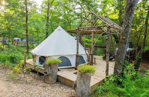 Honey Grove Apartment | Rustic Tent with shared Full Bath