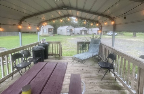 Oil City RV Rental | RV site at Caddo Lake Cabins