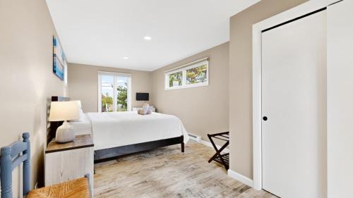 Scarborough House | Salty Dolphin by Bayley Vacation Rentals