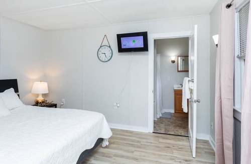 Malta Cabin | Saratoga Cabins #9 - Just minutes to SPAC, Saratoga Lake & the Track