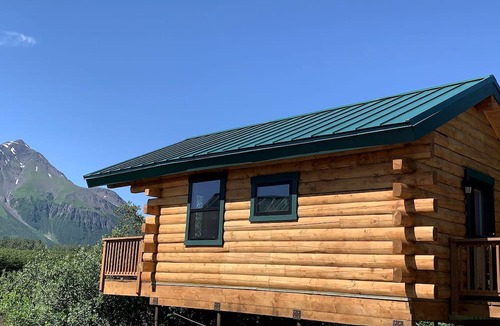 Seward Cabin | Scenic Creekside Cabin with Panoramic Bay & Mountain Views in Seward, Alaska