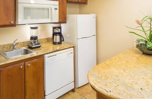 Honokowai Condo | Scenic View - Near Lahaina, Located on the Beach-Hawaii's Ka'anapali Beach Club