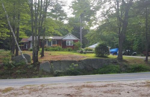 South Casco House | Sebago Lake Cottage on Raymond Cape