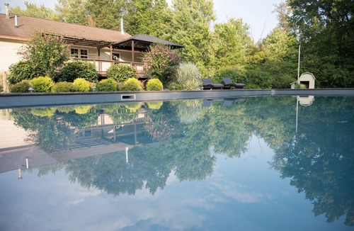 Oberlin House | Secluded 5-Acre Oberlin Escape · Saltwater Pool & 6-Person Hot Tub