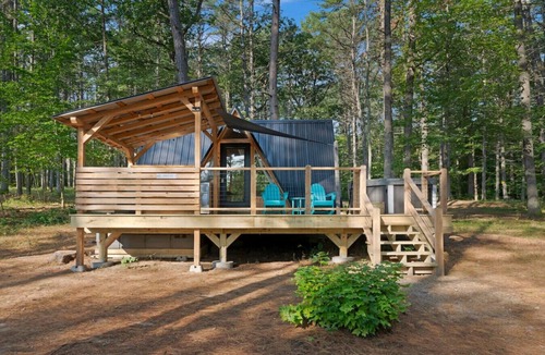 Oxford Cabin | Secluded A-Frame Cabin Near Ponds Oxford