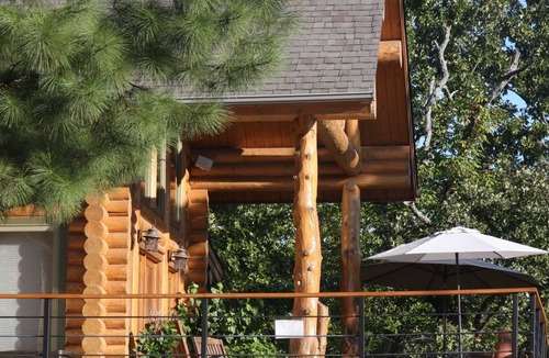 Park Hill Cabin | Secluded Full Log home on 12 wooded acres with view of Lake Tenkiller.