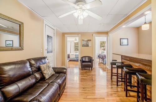 Hammondsport Condo | Second floor condo near Keuka Lake with city view, partial AC, and fast WiFi