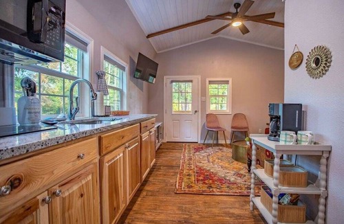 Wood County Cabin | Serene beautiful country cabin on beautiful pond