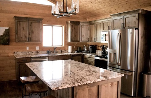 Orderville Cabin | Serene Cabin Perfect for Small Group in Orderville, Utah