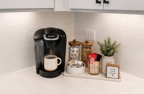 Sherman Apartment | Serene WorkerFriendly Escape w/Lndry in A+Location