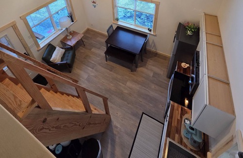 Seward Cabin | Seward Mountain View Cabins #10