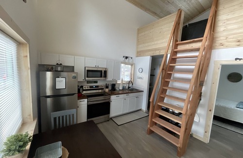 Seward Cabin | Seward Mountain View Cabins #7