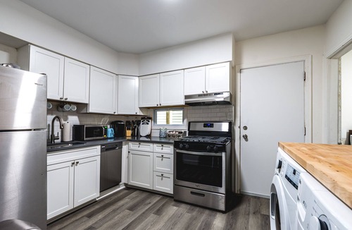 Bloomfield Apartment | ⁂ Shadyside Loft - Prime Area & Luxury Finishes ⁂