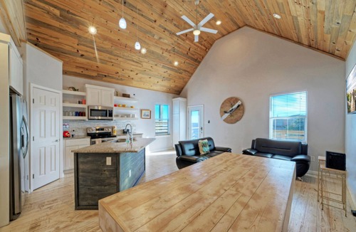 Flour Bluff House | Shared Waterfront Pool and Boat Dock, Balcony w/View | Yellowfin by AvantStay