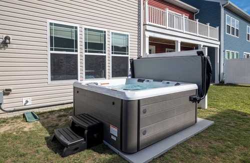 Frankford House | Sharp Ocean View Paradise with Hot Tub, Game Room & Free Daily Massages!