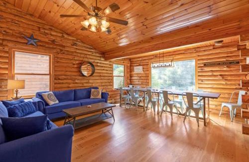 Wiscasset House | Shimmering River Retreat