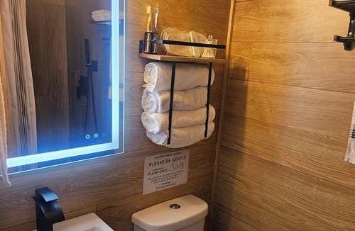 Lexington Cabin | Shipping Container Cabin