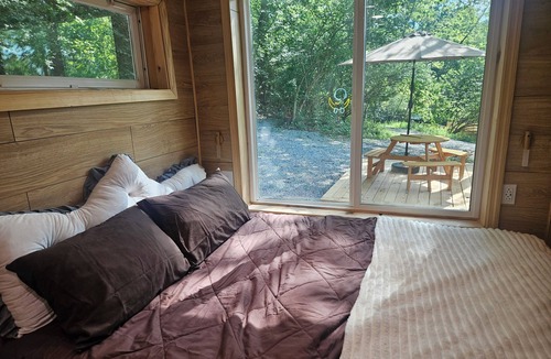 Lexington Cabin | Shipping Container Cabin