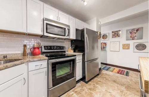 Victorian Village Condo | Short-North Gem, Entire Condo with Free Parking