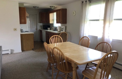 Narragansett House | Simple, Clean & Close to the Shore – Narragansett's Ocean Breeze Getaway