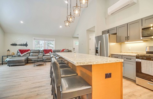 West Bridgton House | Ski, Swim, Kayak, Fish & Boat! Fam Bridgton Home