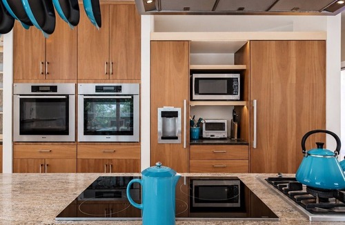 Sunday River Area House | Skitopia Ski in, Ski out! Custom Spa and Pool. Direct access Sunday River Resort