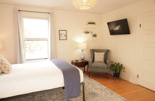 West End Hotel | Skolfield Inn | Parking | Self-check-in | Garden 3